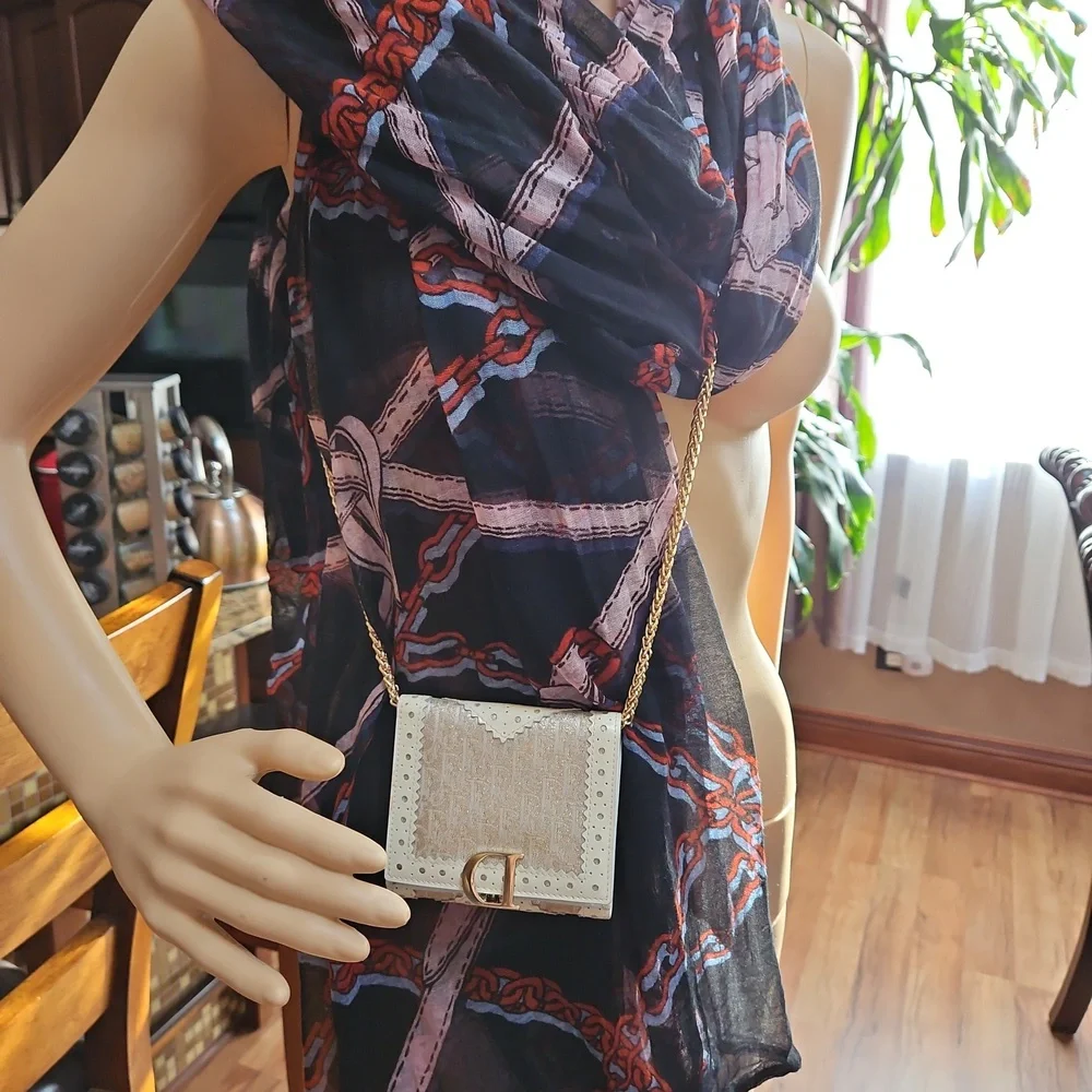 EUC Dior Rare Wallet
